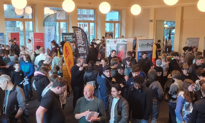 Tischmesse Fokus Berufsbildung